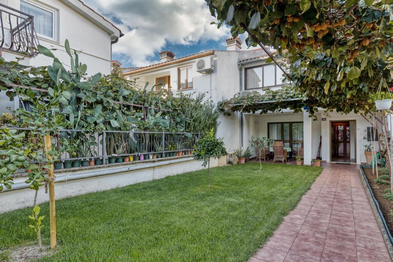 Apartment Lucijan Poreč Zewnętrze zdjęcie