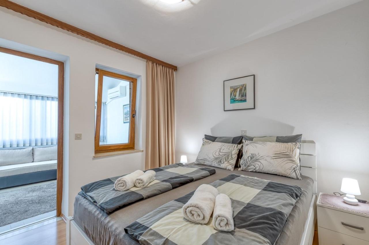 Apartment Lucijan Poreč Zewnętrze zdjęcie