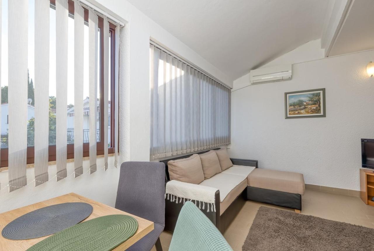 Apartment Lucijan Poreč Zewnętrze zdjęcie
