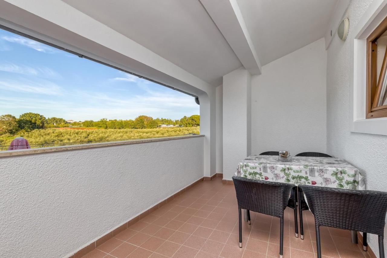Apartment Lucijan Poreč Zewnętrze zdjęcie